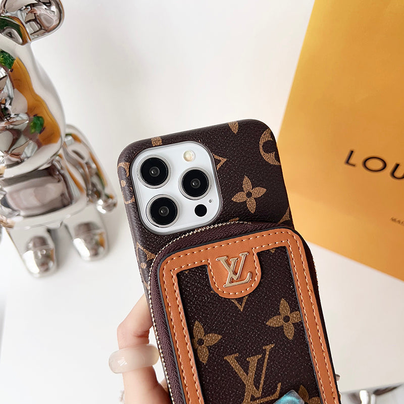 Lou GG Card Holder Chain iPhone 17 Case