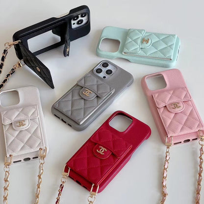 CC Chain iPhone 17 Case