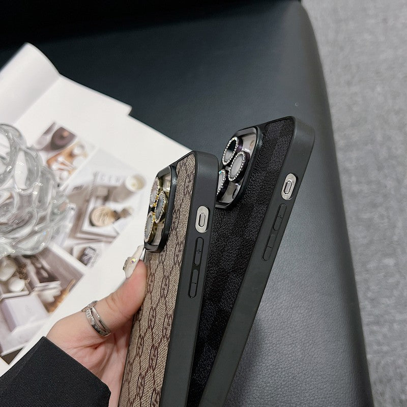 Lou Classic Leather iPhone 17 Case