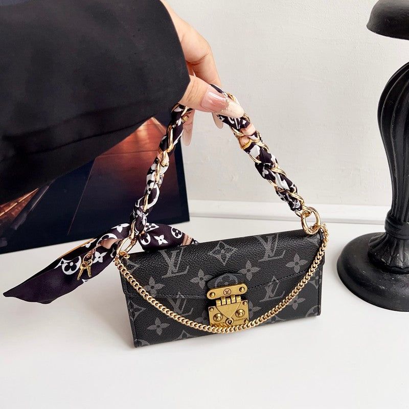 Lou GG Scarves Bag iPhone 17 Case