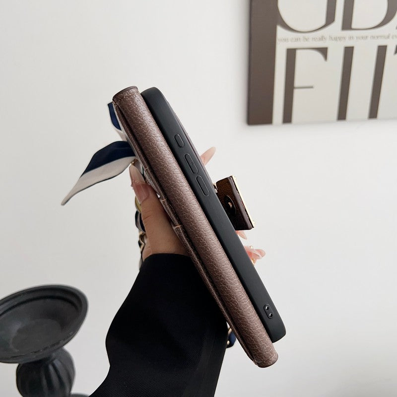 Lou GG Scarves Bag iPhone 17 Case