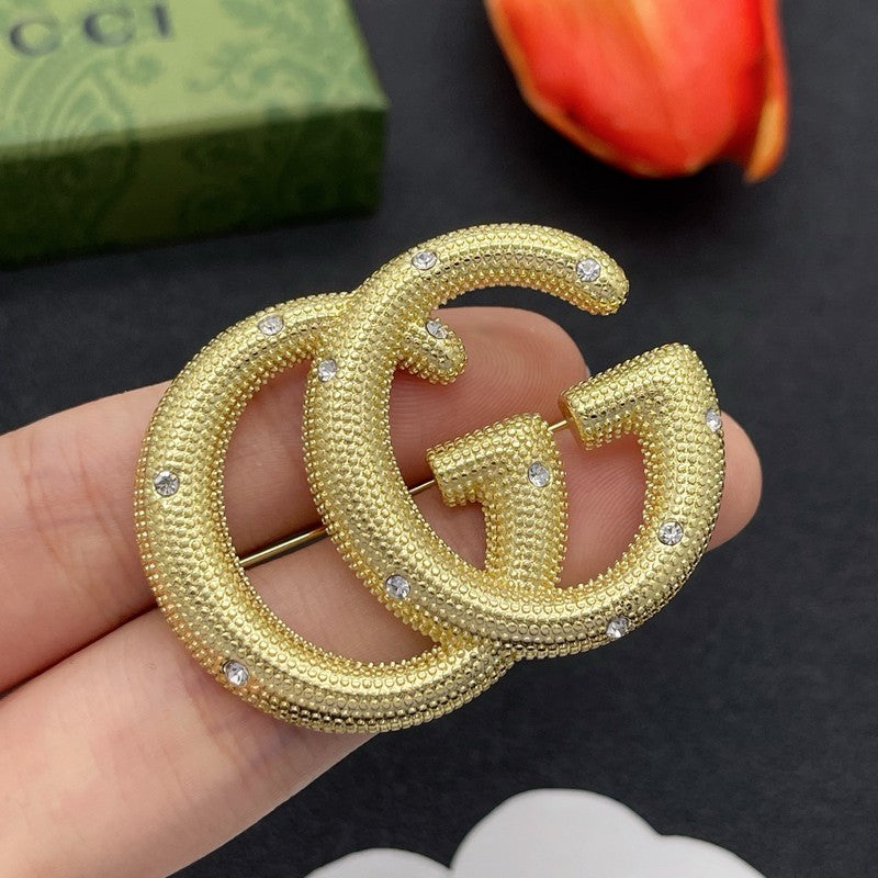 18K GG Gold Diamond Brooch