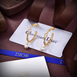 18K CD 30 Montaigne Earrings