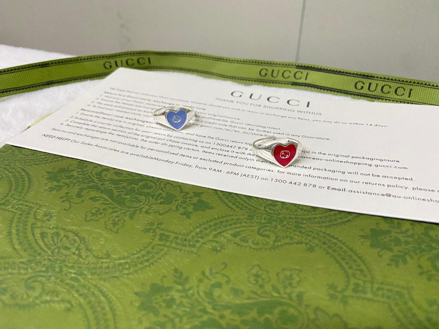 GG Interlocking G Red Enamel Heart Ring