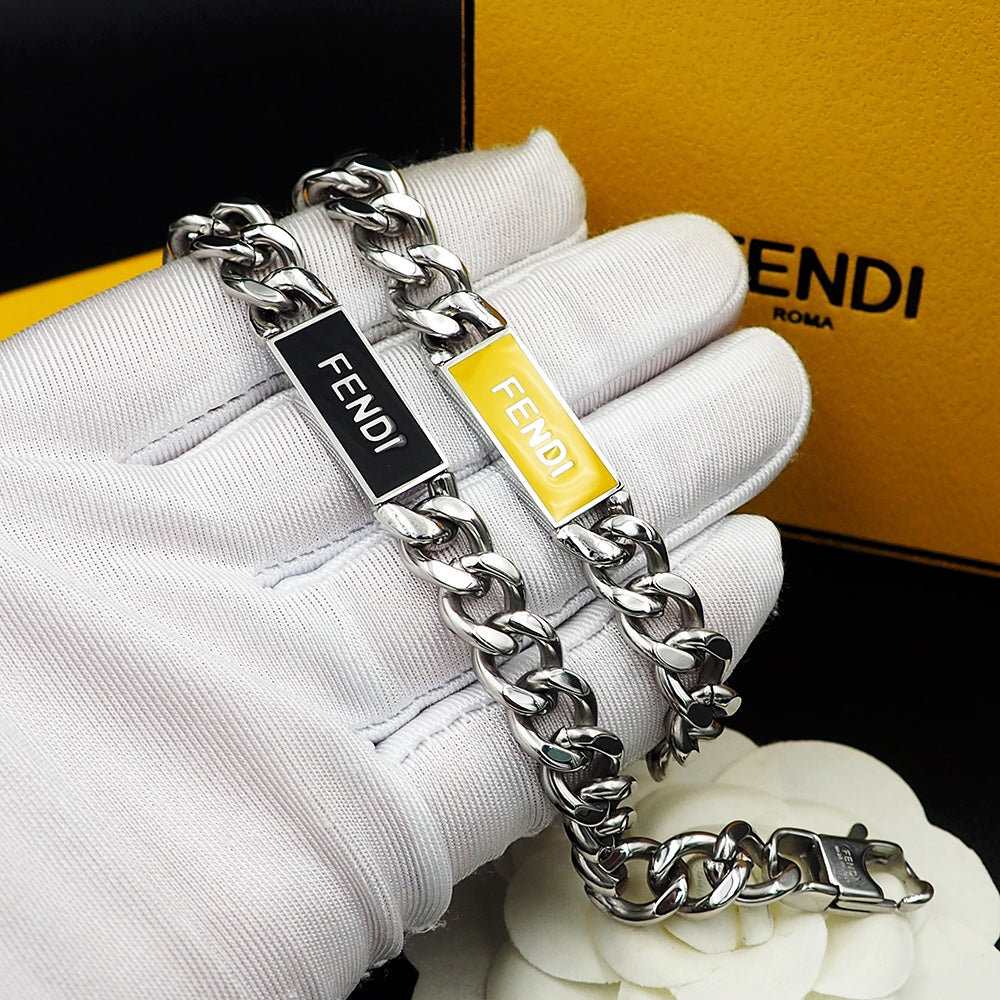 18K F Chain Bracelet