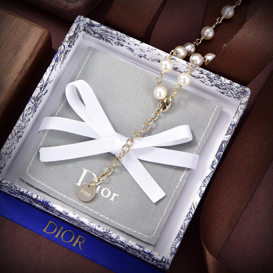 18K CD Metamorphose Choker Necklace