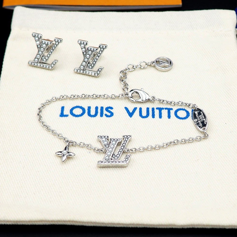 18K Louis Iconic Pearls Bracelet