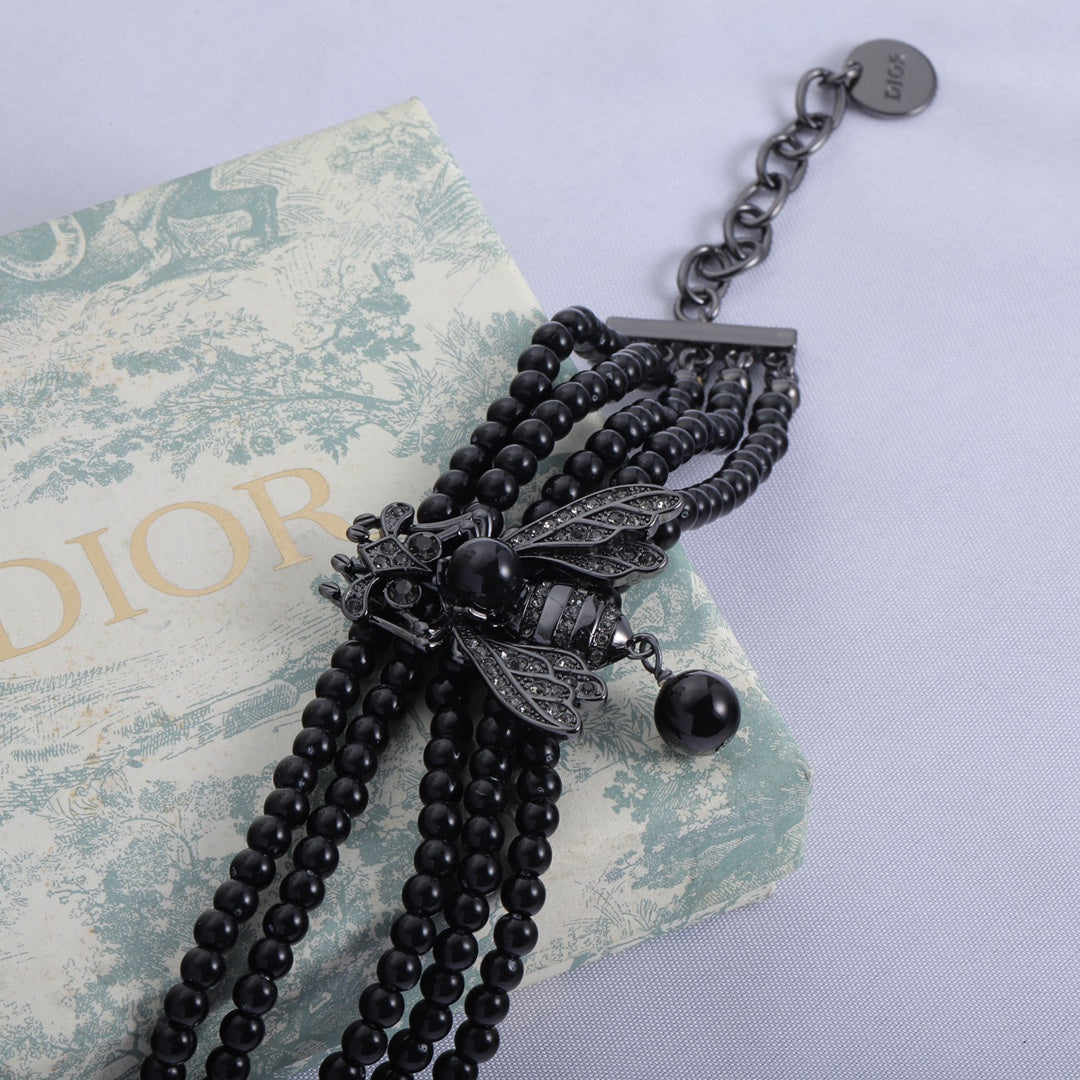 18K CD Bee Black Pearls Chain Necklace
