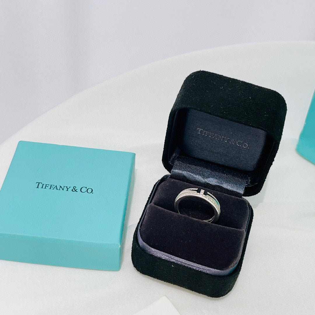 18K T Narrow Pave Diamond Ring